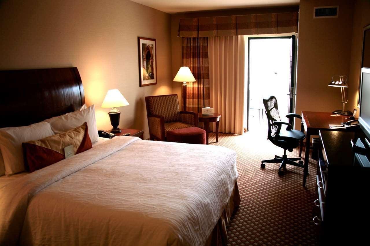 Hilton Garden Inn San Diego Del Mar Номер фото